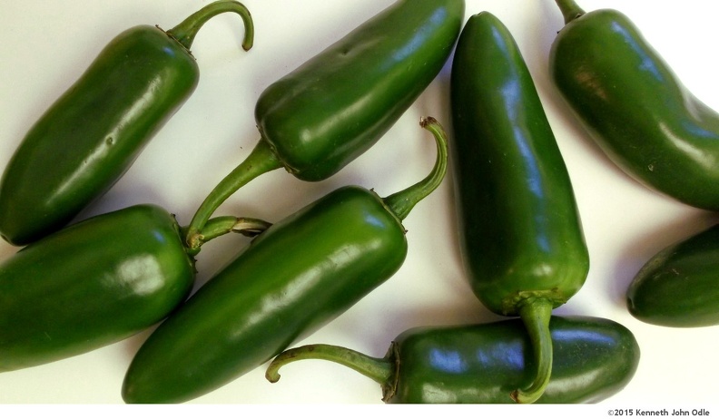 jalapeno-peppers.jpg